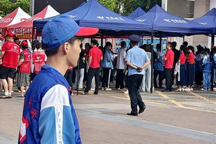 伤缺1年后首秀❗纳达尔搭档同胞出战男双，0-2止步布里斯班站首轮